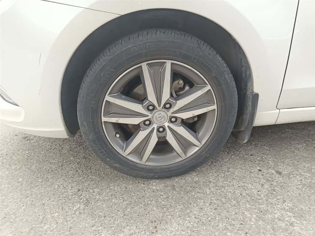 Changan Eado, 2015 23