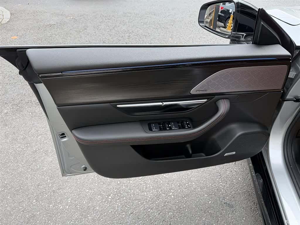 Xpeng P7, 2022 6