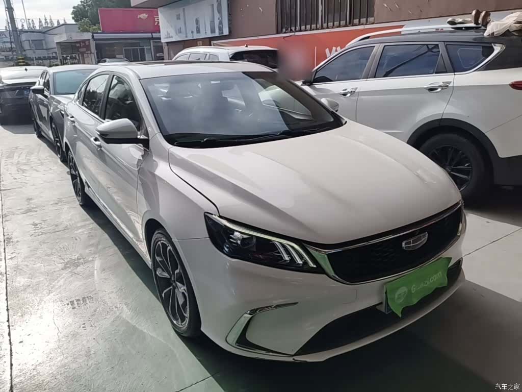 Geely Binray, 2022 4