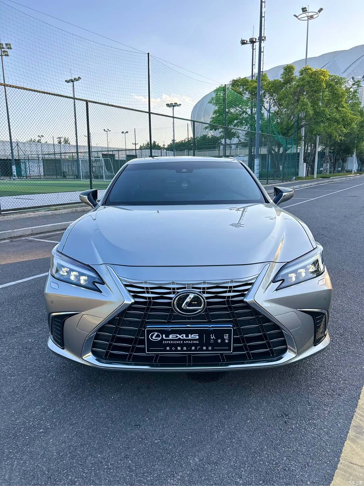 Lexus ES, 2025 2