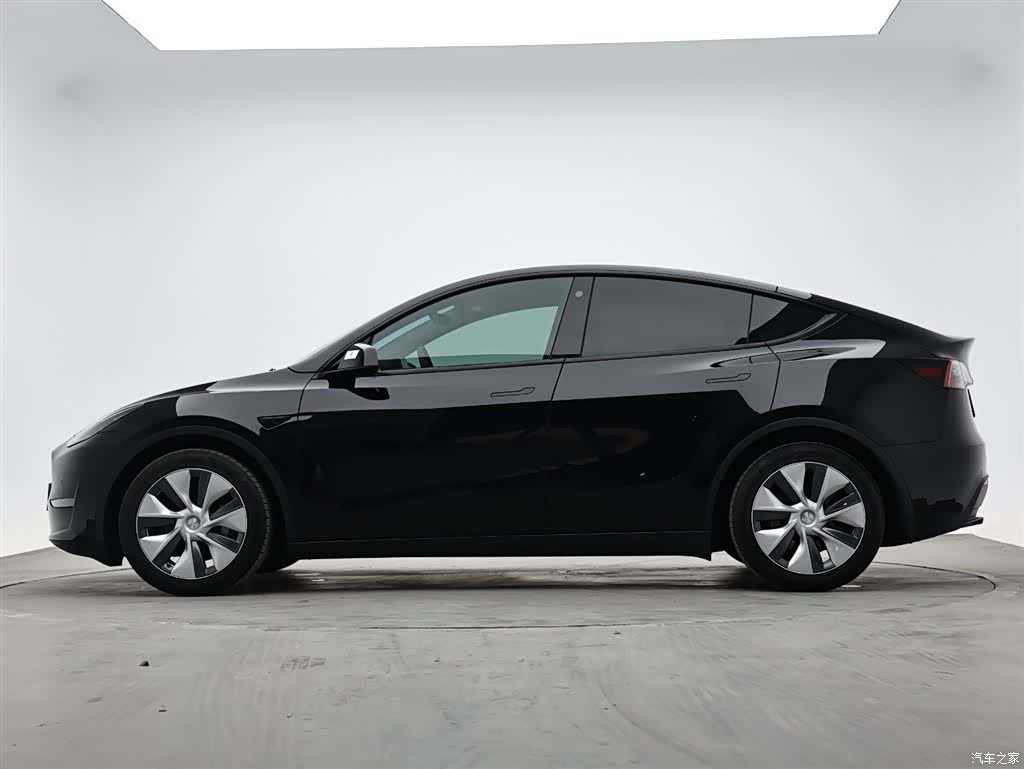 Tesla Model Y, 2021 6