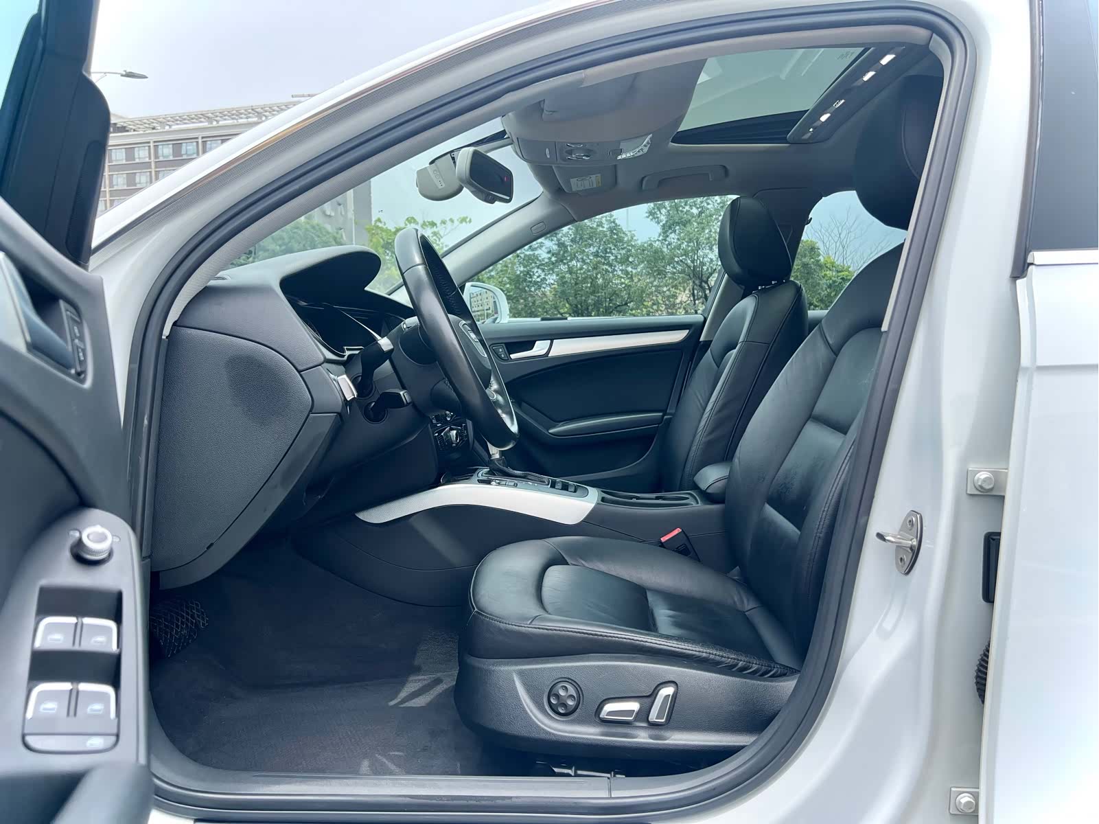 Audi A4L, 2016 4