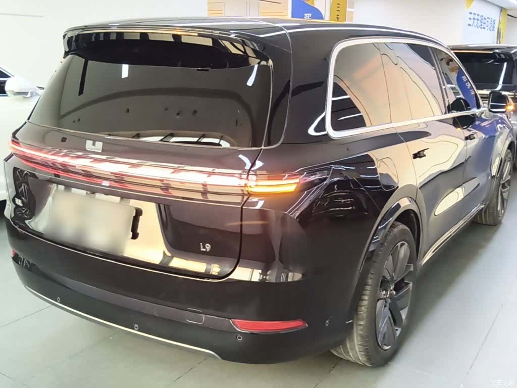 Li Auto L9, 2023 7