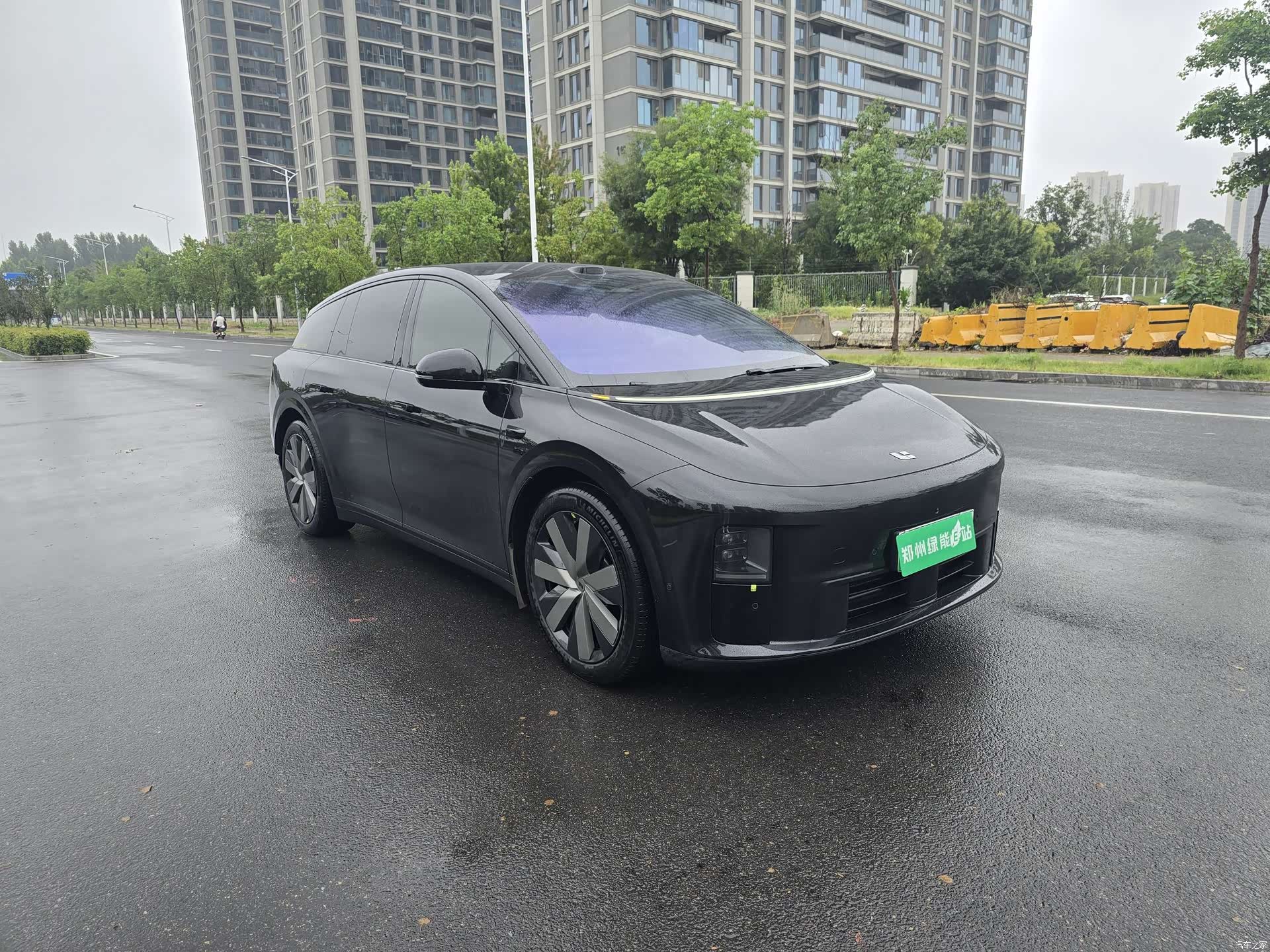 Li Auto i6, 2025 3