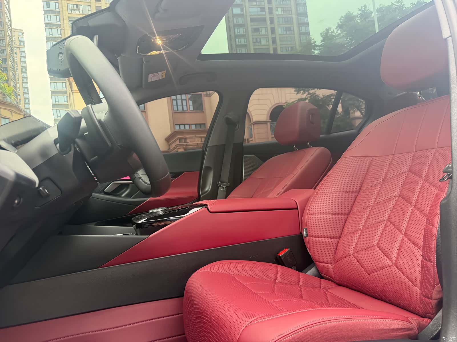BMW 5 Series, 2024 9