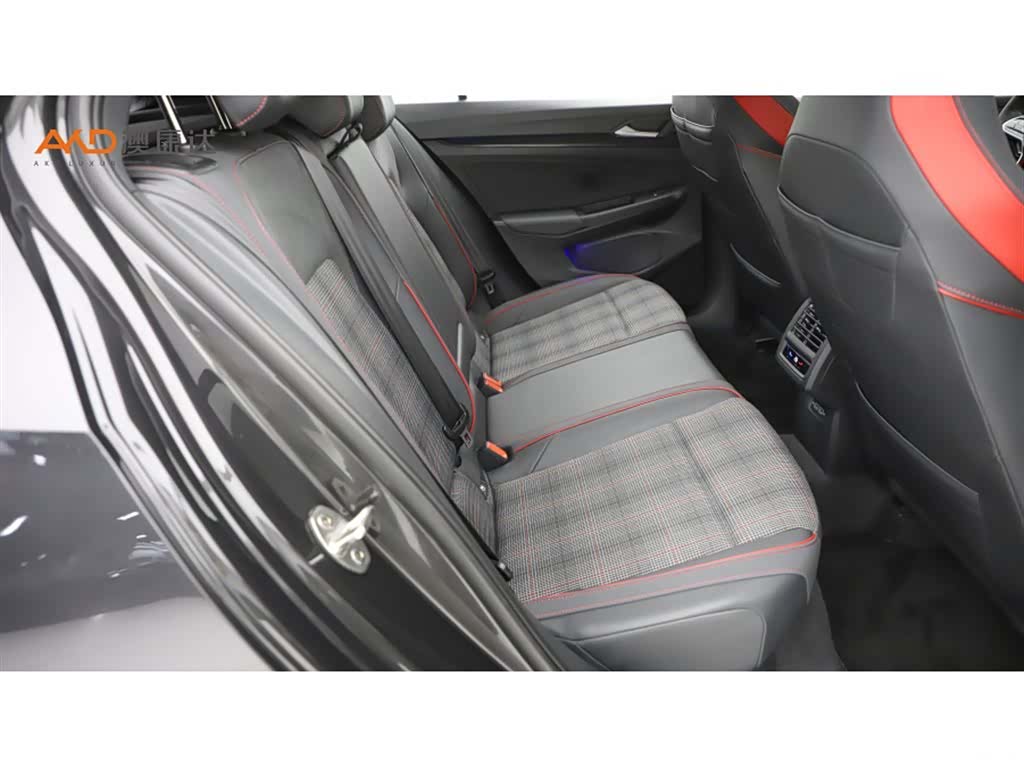 Volkswagen Golf, 2022 8