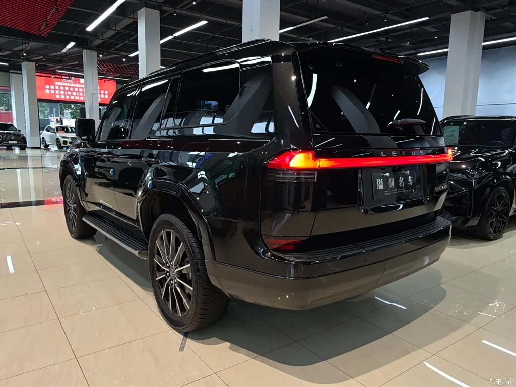 Lexus GX, 2025 6
