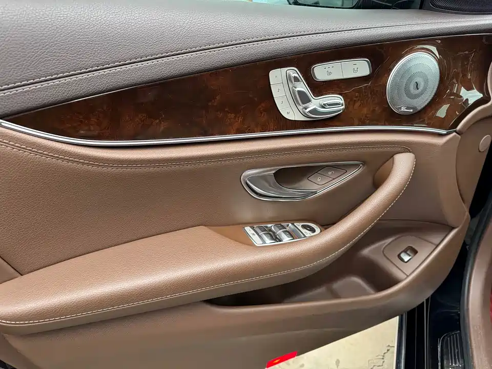 Mercedes-Benz E-class Mercedes-Benz E-class