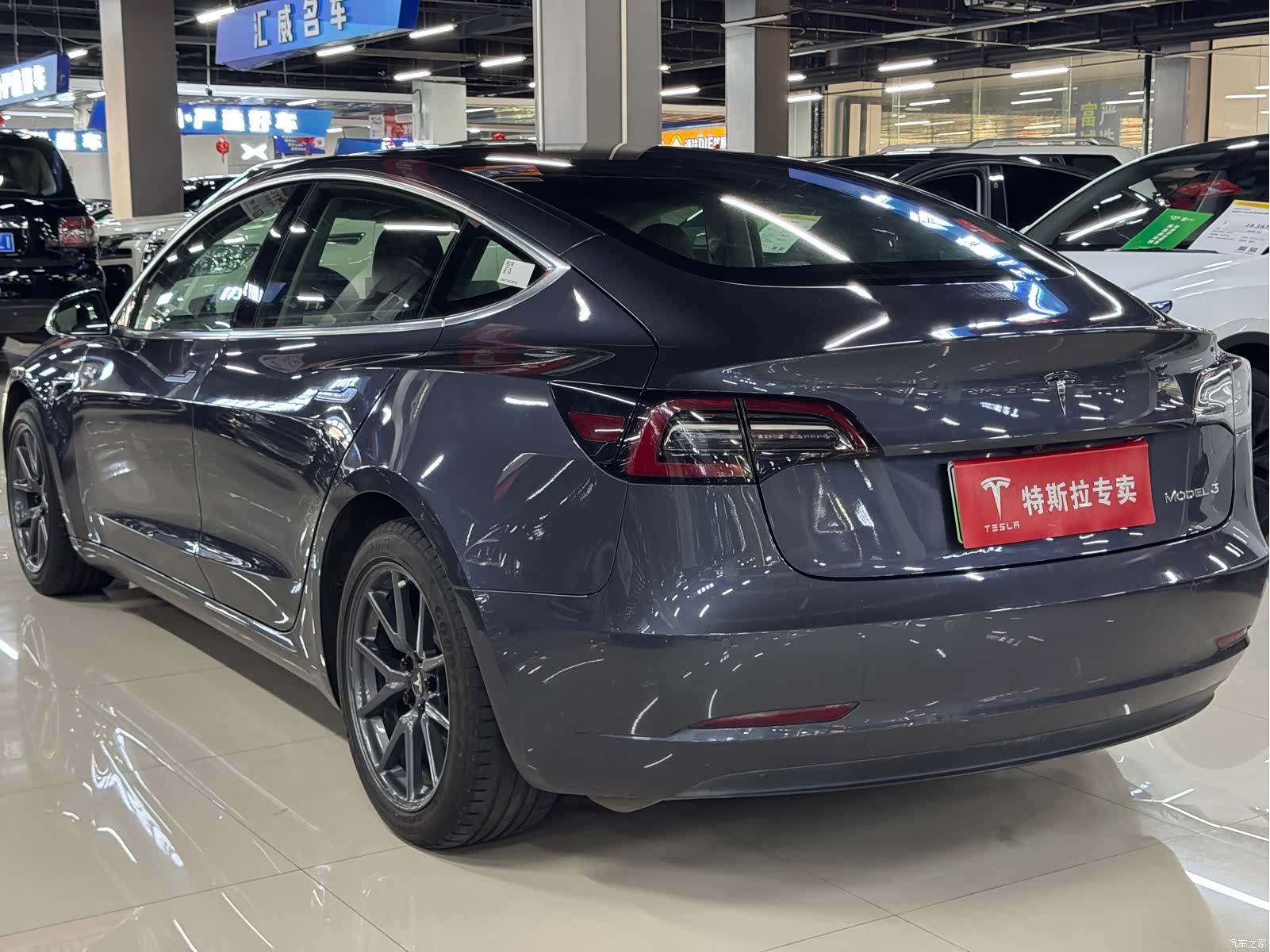 Tesla Model 3, 2020 7