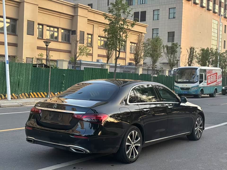 Mercedes-Benz E-class Mercedes-Benz E-class