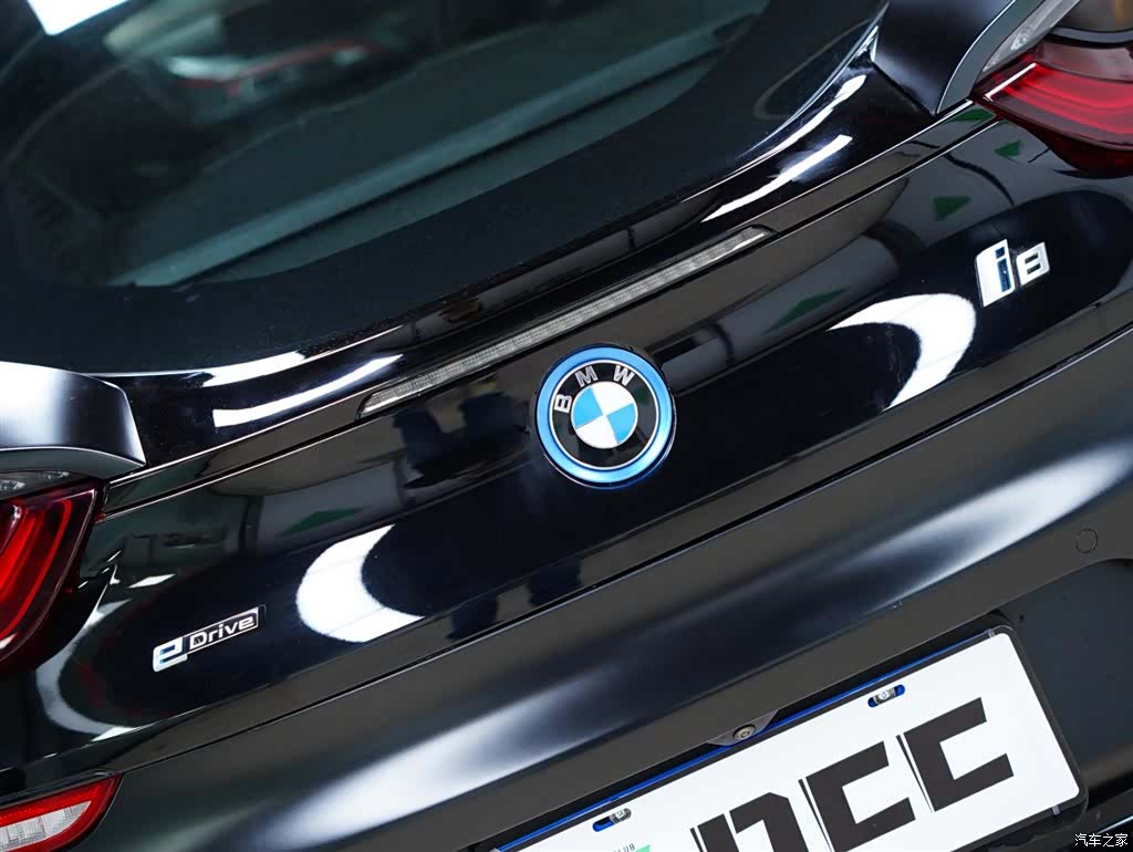 BMW i8, 2017 11