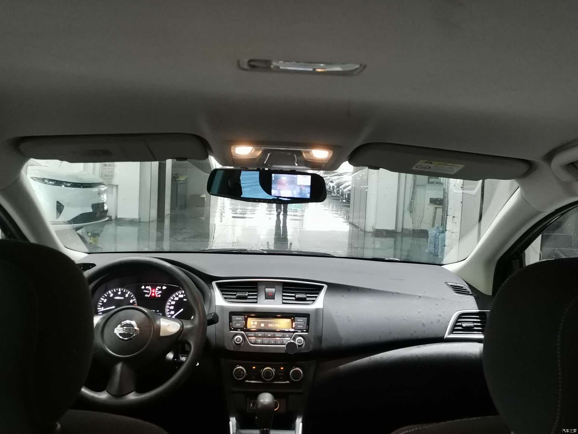 Nissan Sylphy, 2019 все фото