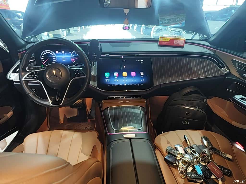 Mercedes-Benz E-Class, 2024 10