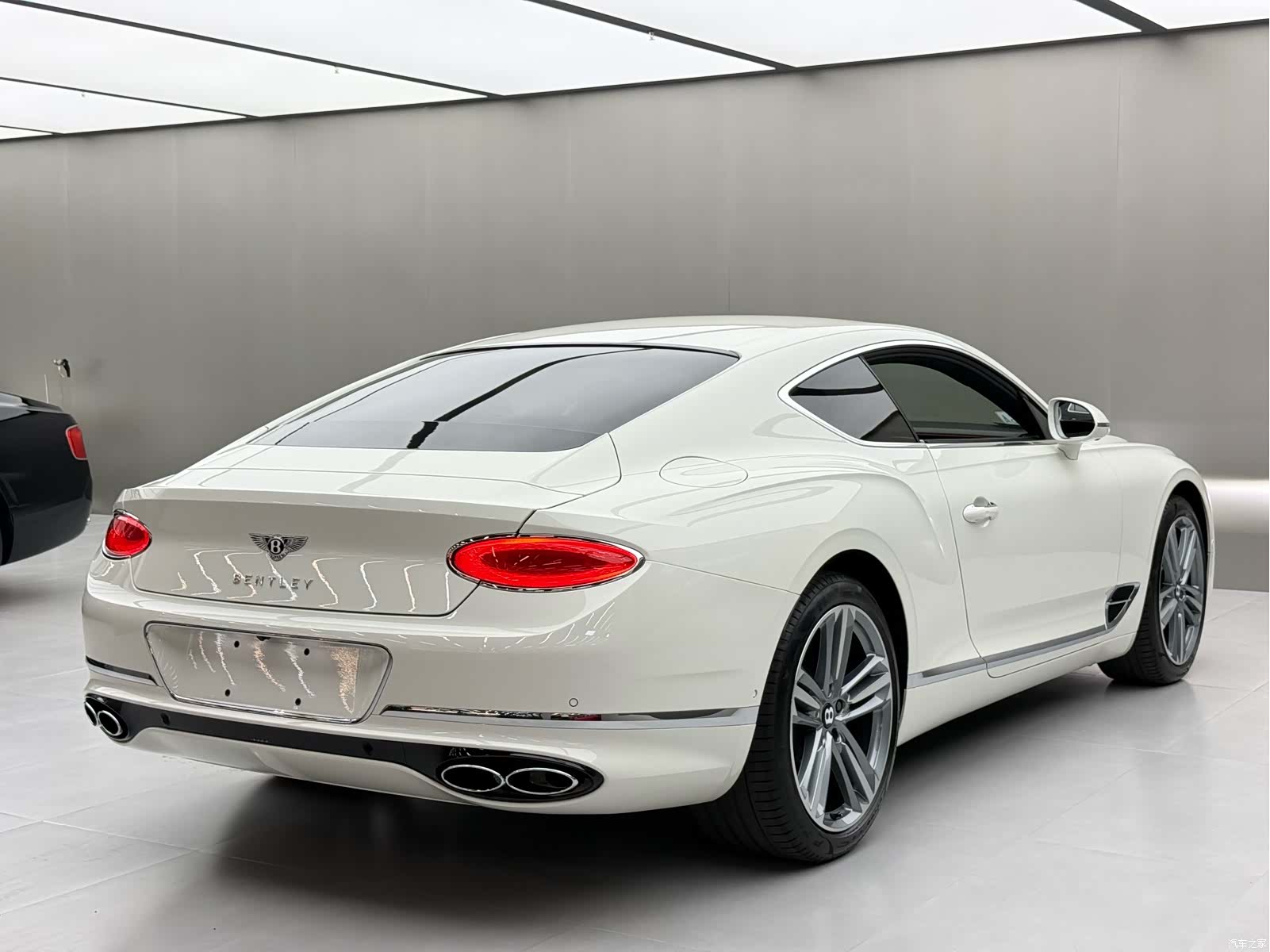 Bentley Continental GT, 2024 6