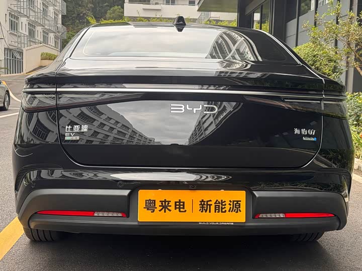 BYD Seal 07 EV 2026 705 zun rong xing