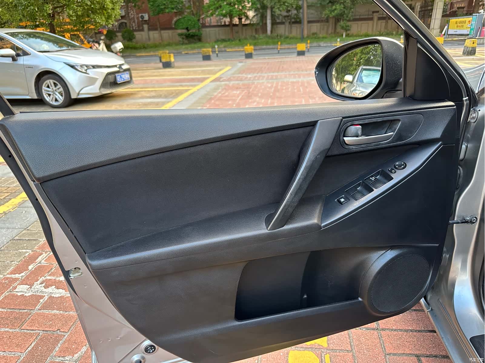 Mazda 3, 2012 11