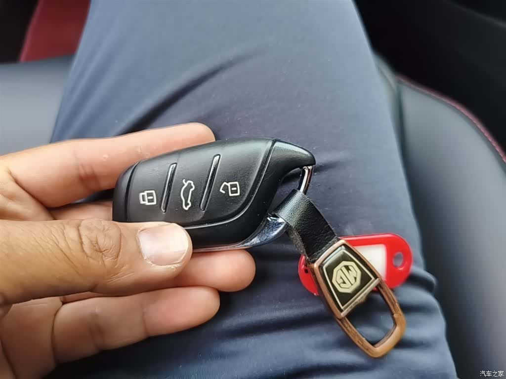 MG MG5, 2024 9