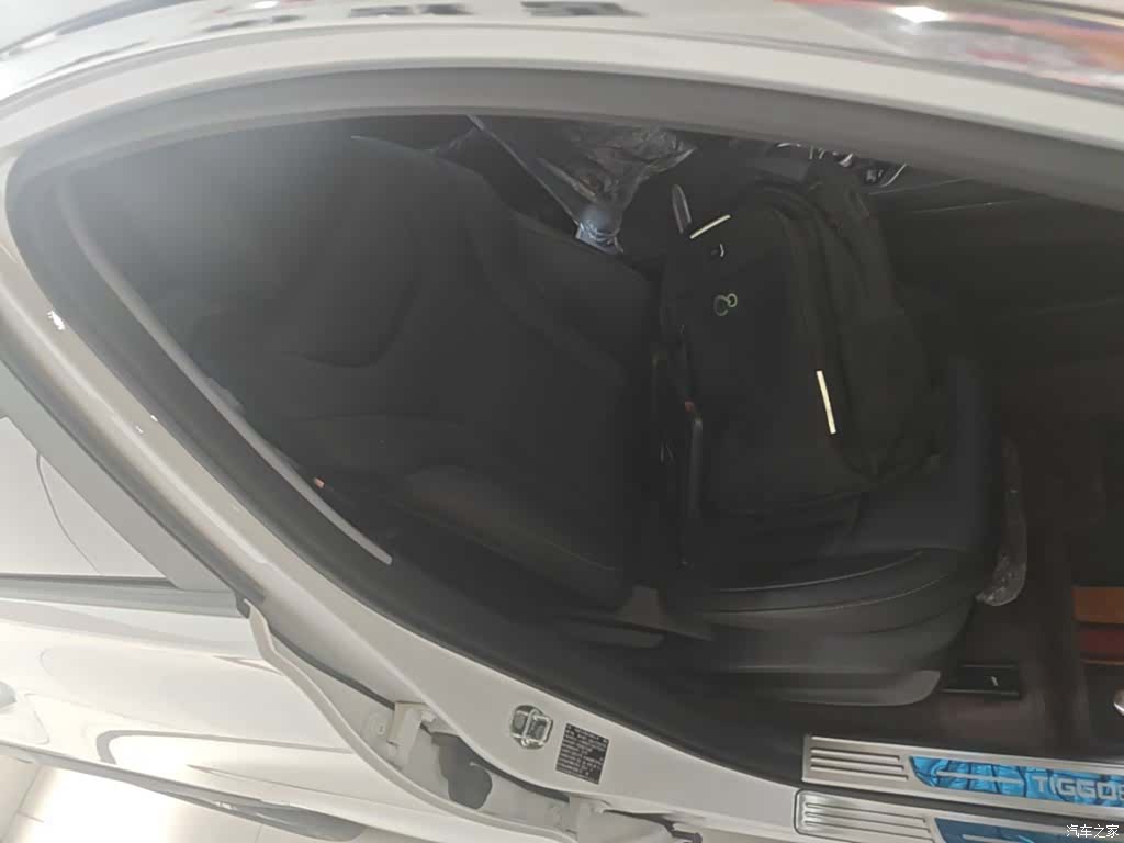 Chery Tiggo 8, 2025 25