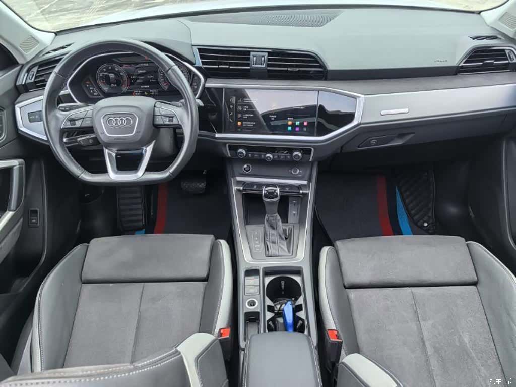 Audi Q3, 2023 12