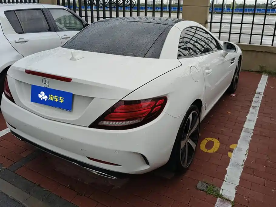 Mercedes-Benz SLC