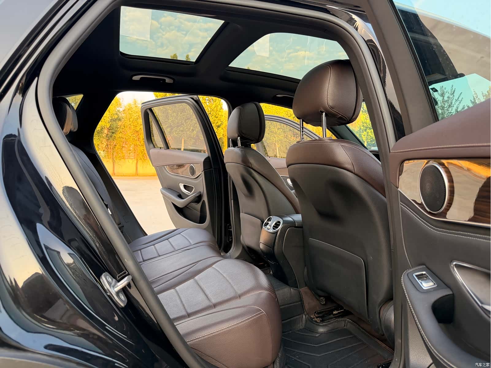 Mercedes-Benz GLC, 2018 14