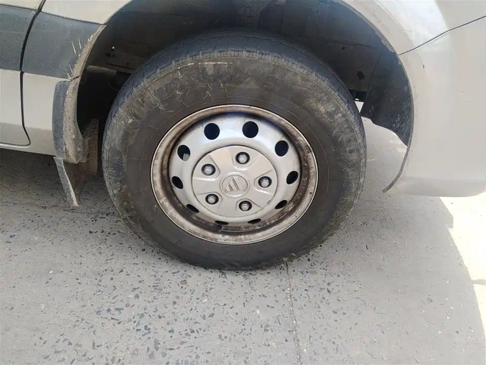 Foton Tuano Foton Tuano