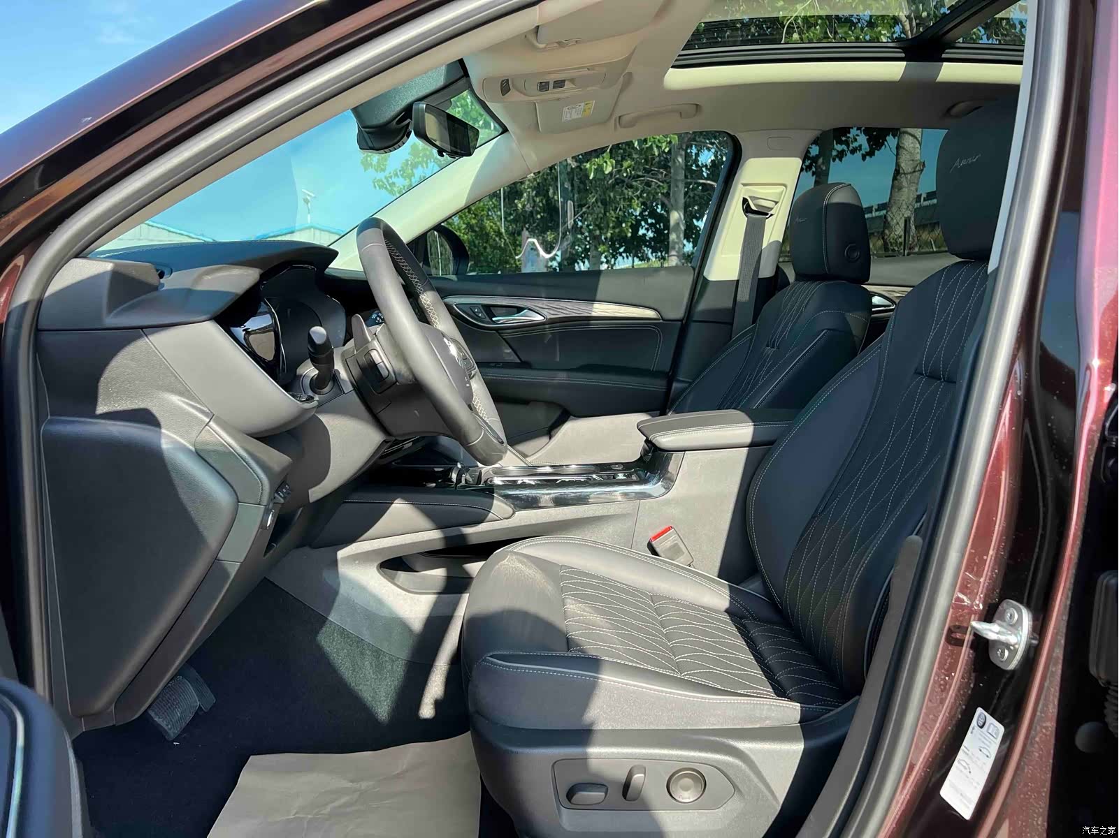 Buick Envision, 2021 все фото