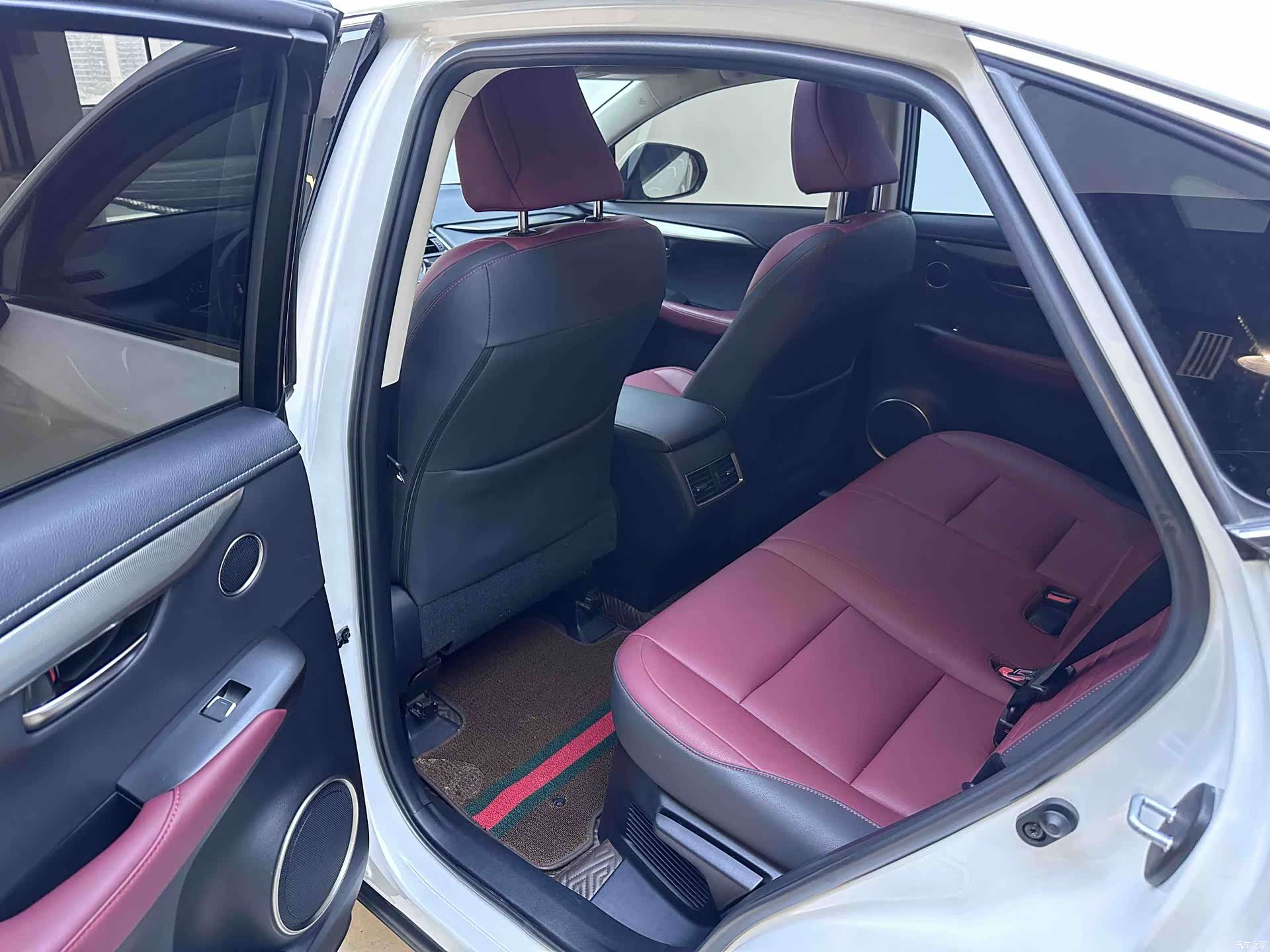 Lexus NX, 2020 10