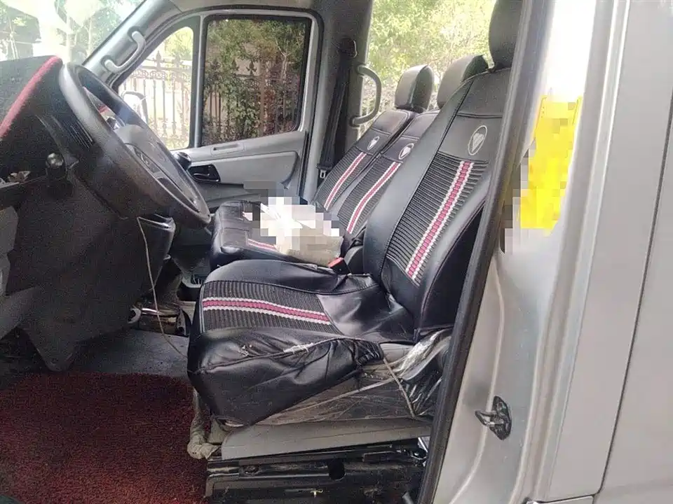 Foton Tuano Foton Tuano