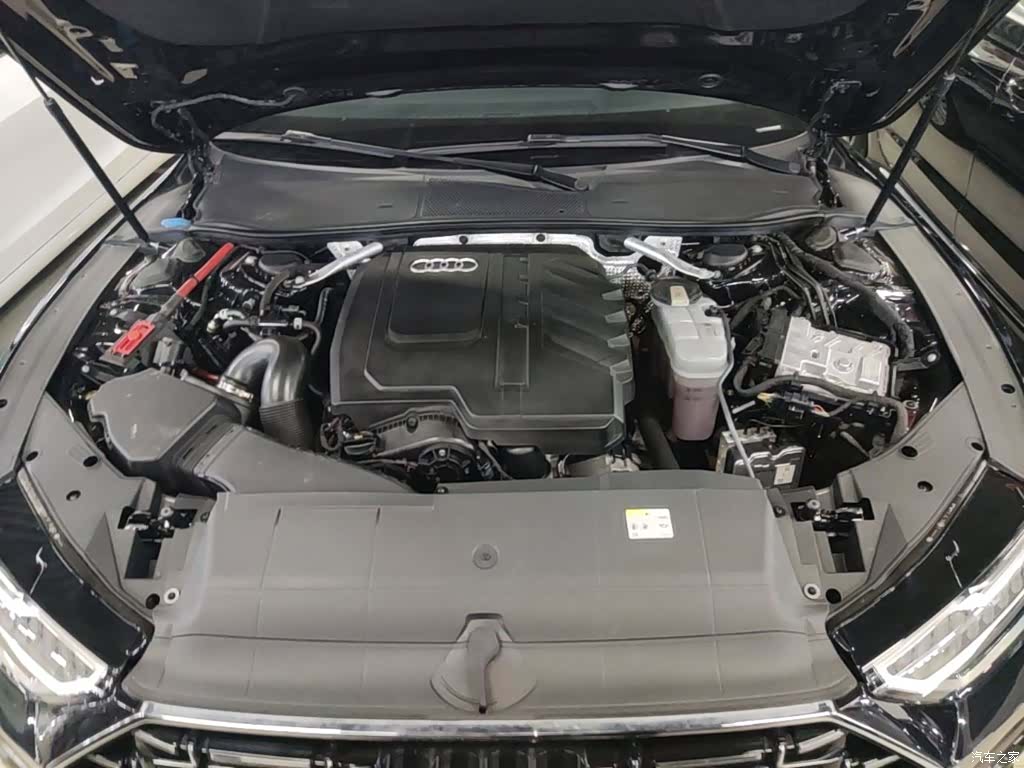 Audi A7L, 2024 10