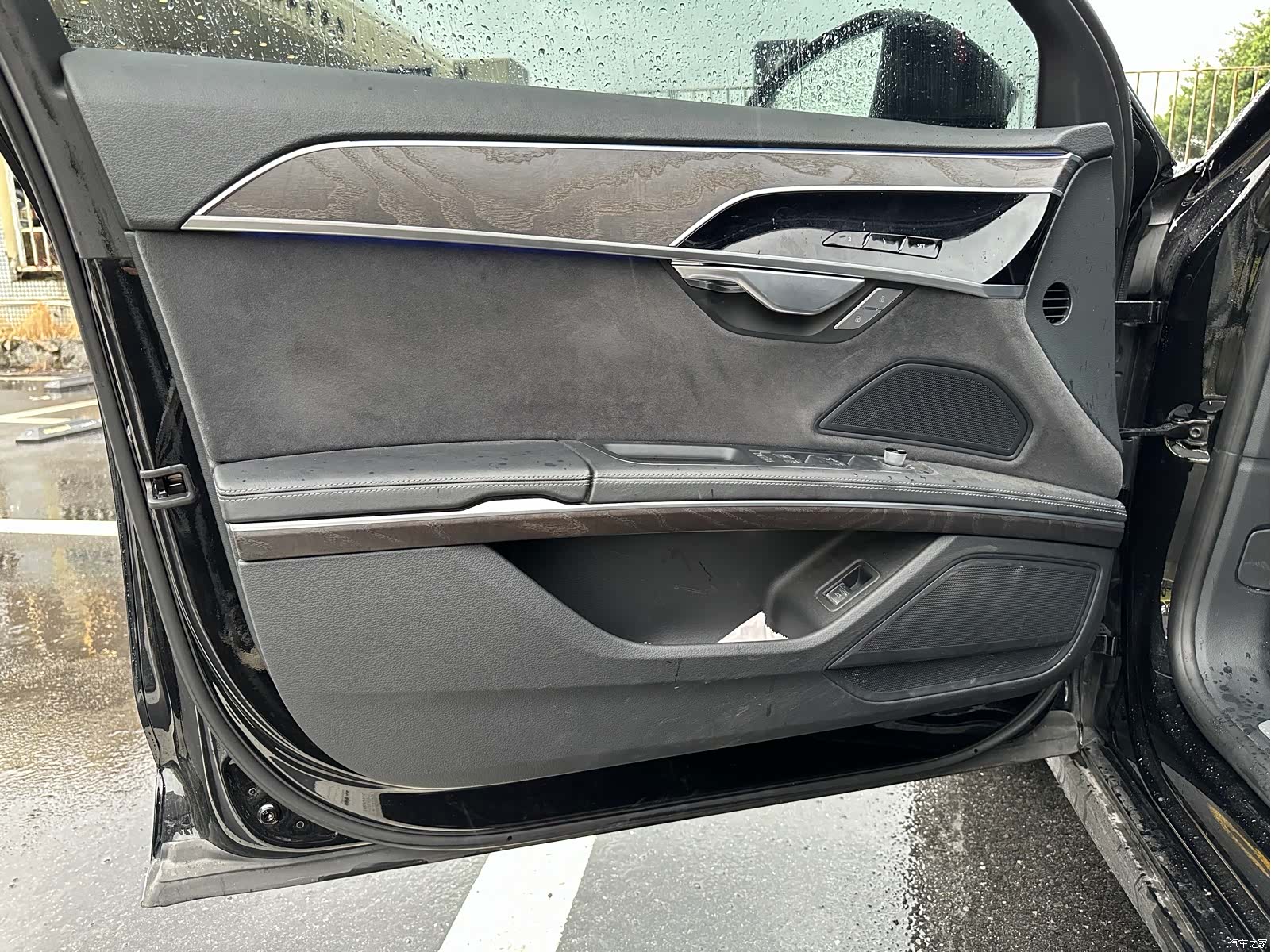 Audi A8L, 2022 все фото