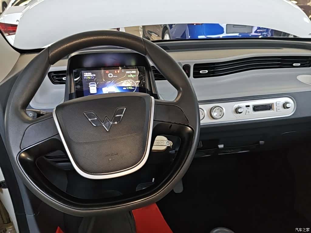 Wuling MINIEV, 2023 10