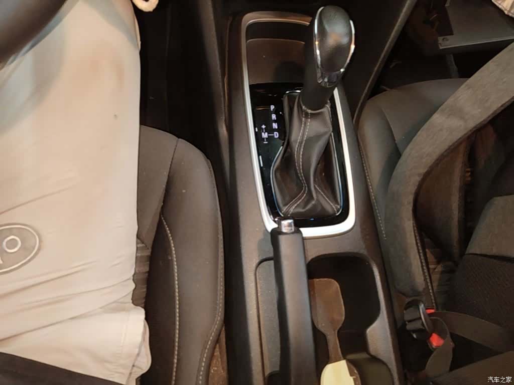 Chevrolet 320, 2019 14