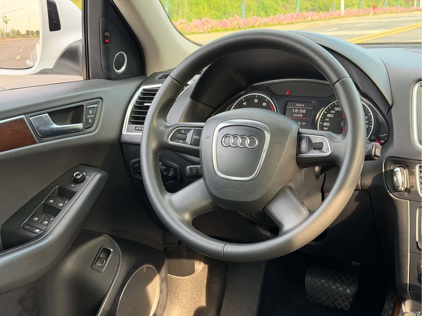 Audi Q5, 2012 27