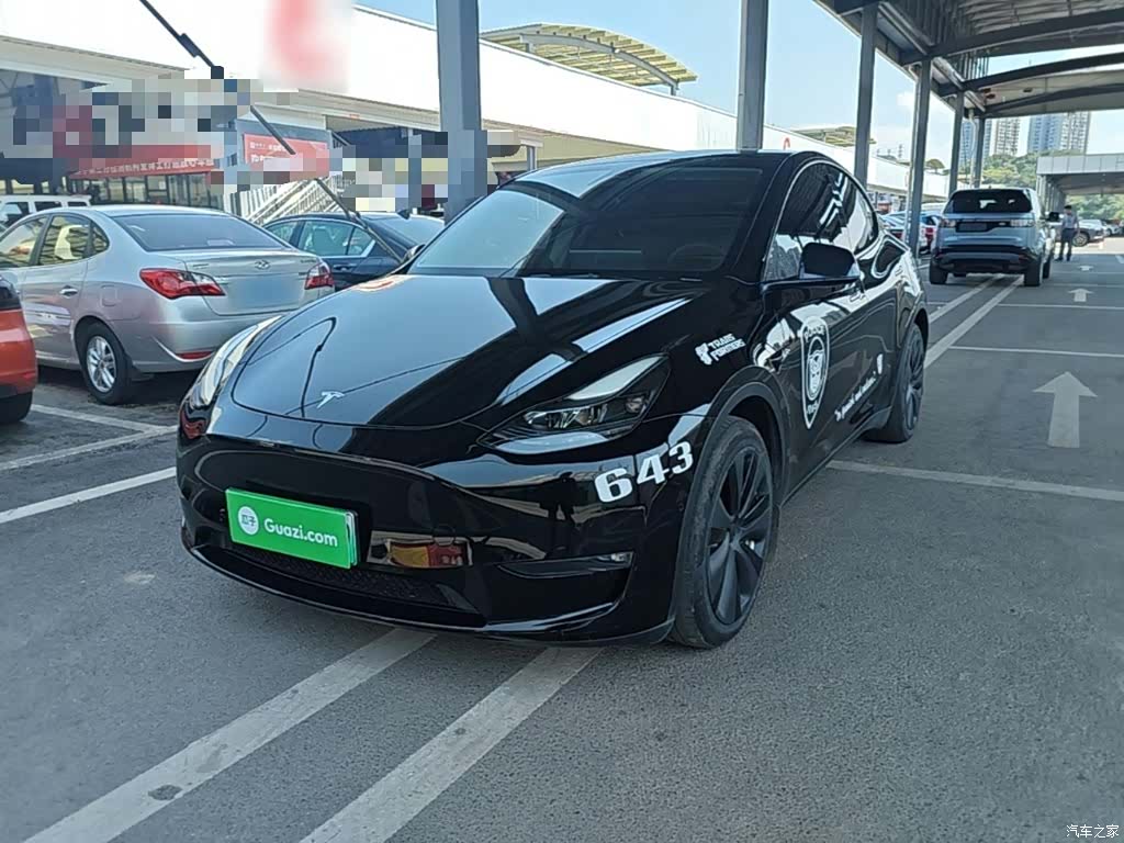 Tesla Model Y, 2022 1