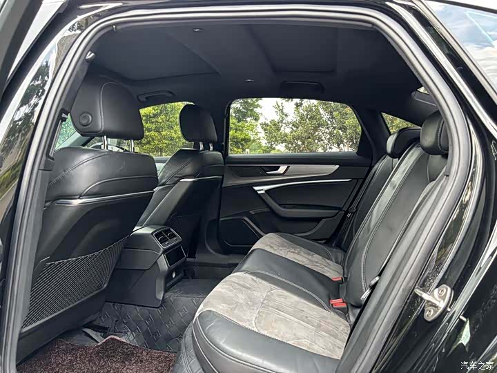 Audi A6L, 2021 11