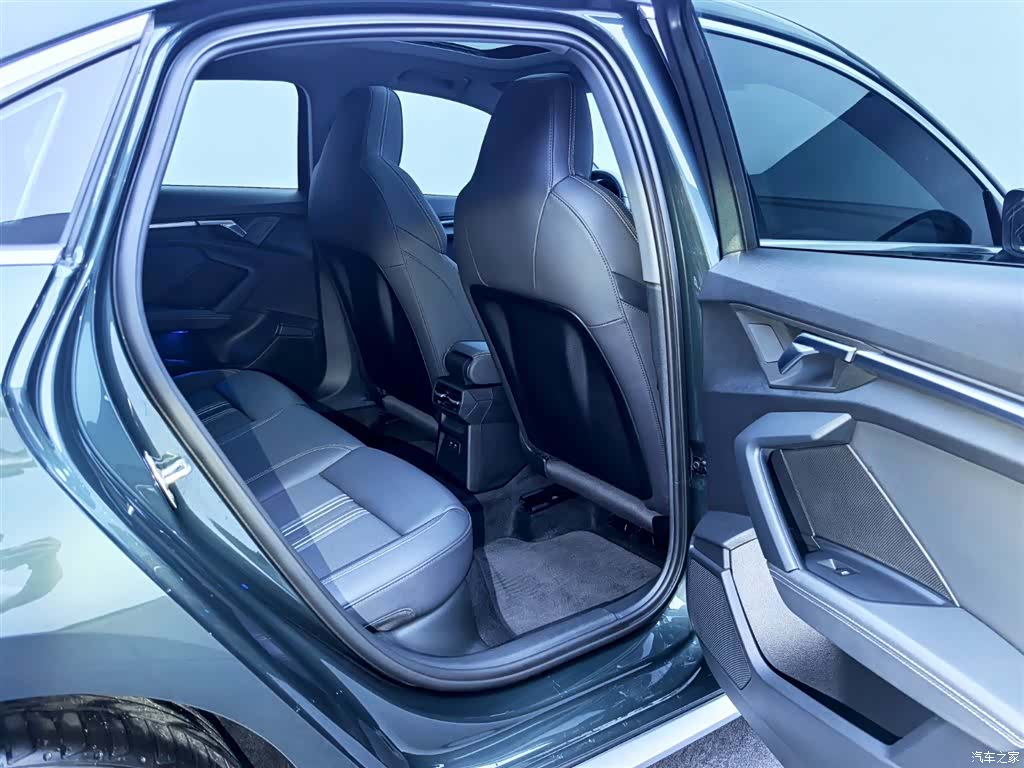 Audi A3, 2023 12