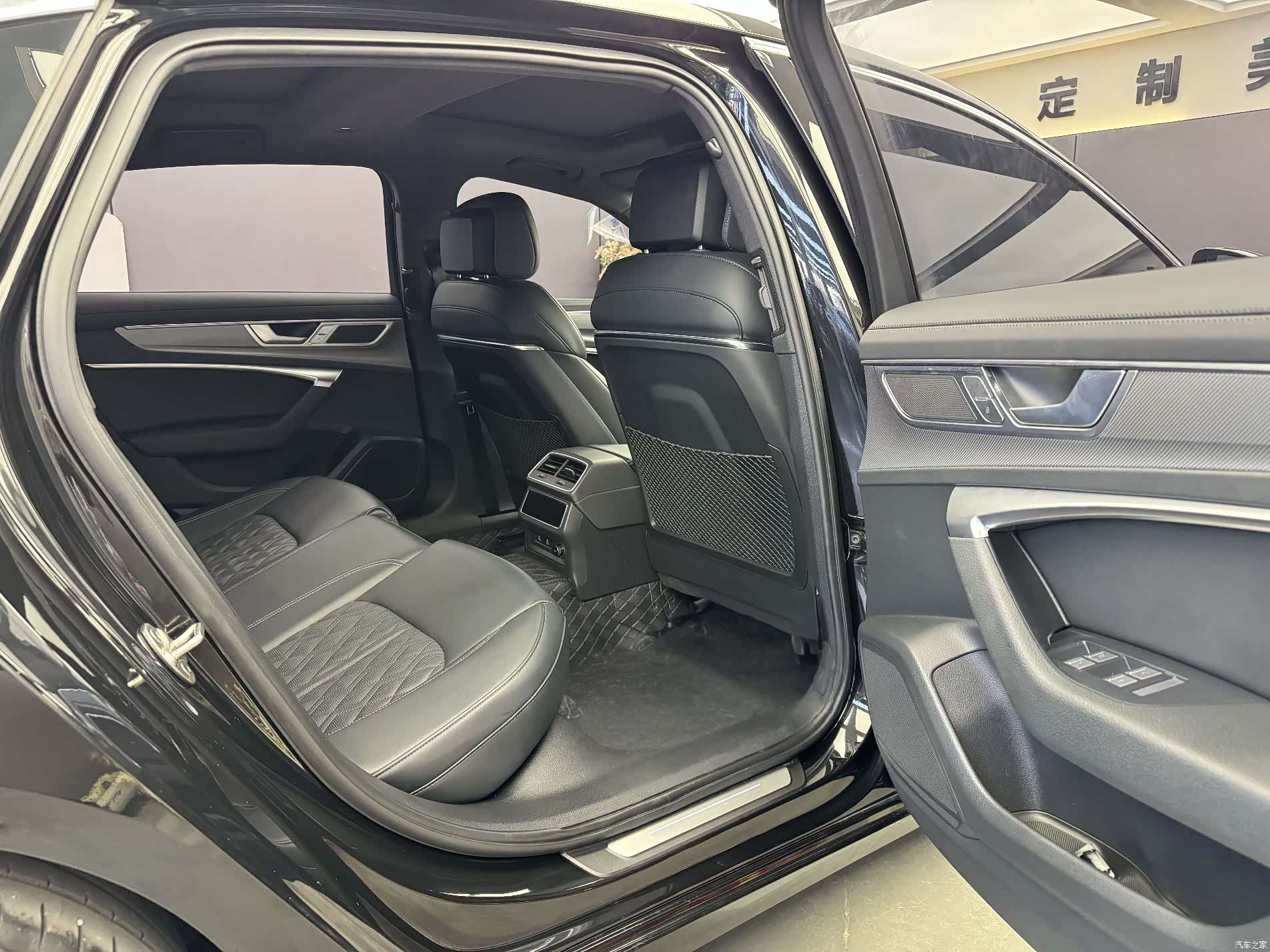 Audi A6L, 2025 10