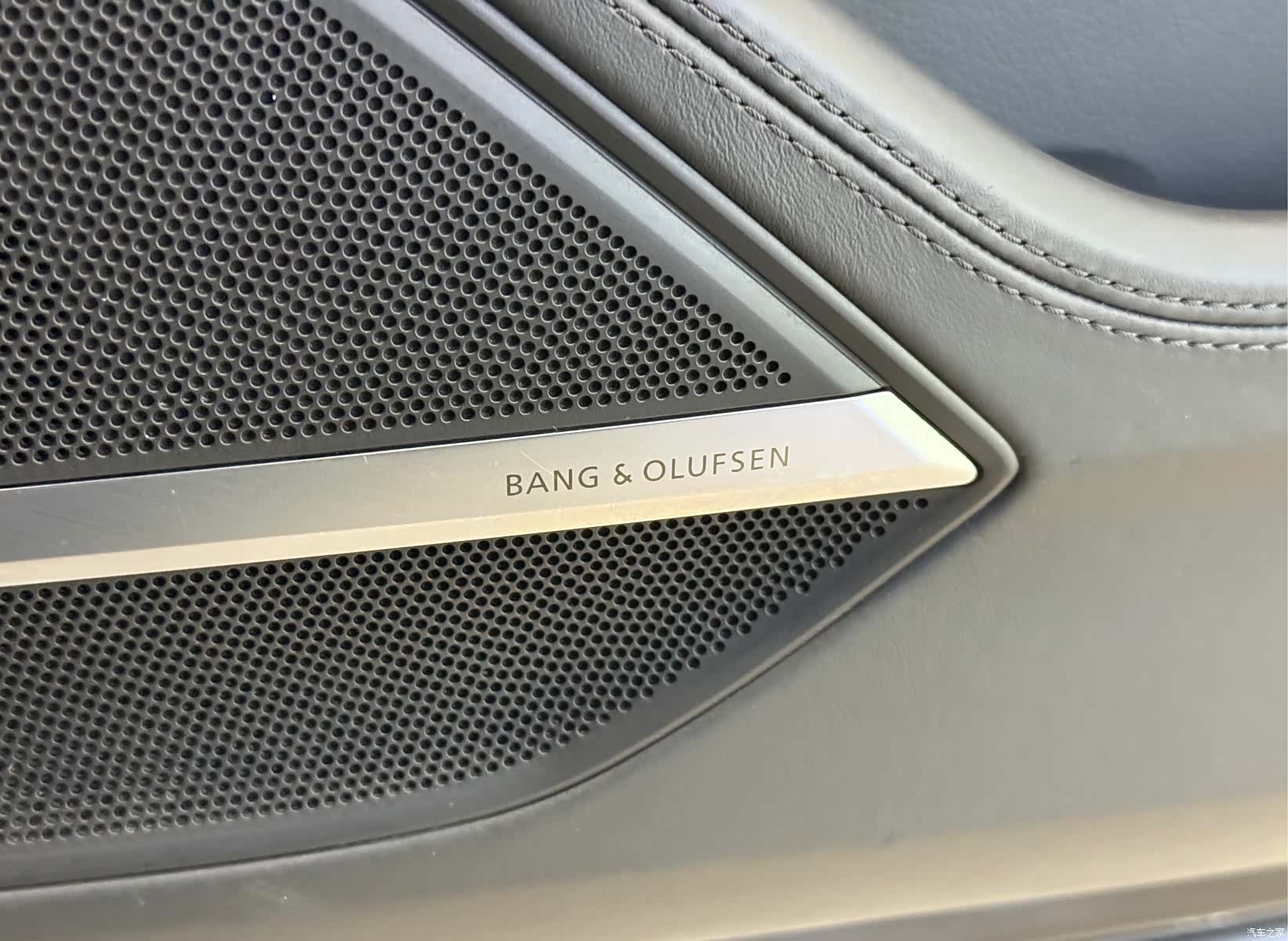 Audi A8L, 2019 14