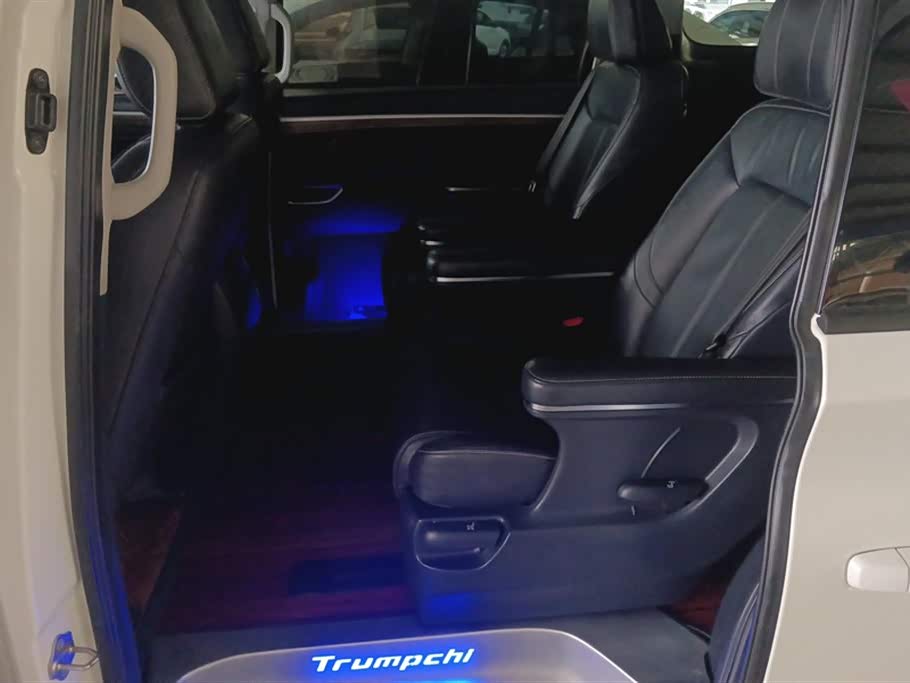 Trumpchi Trumpchi M8