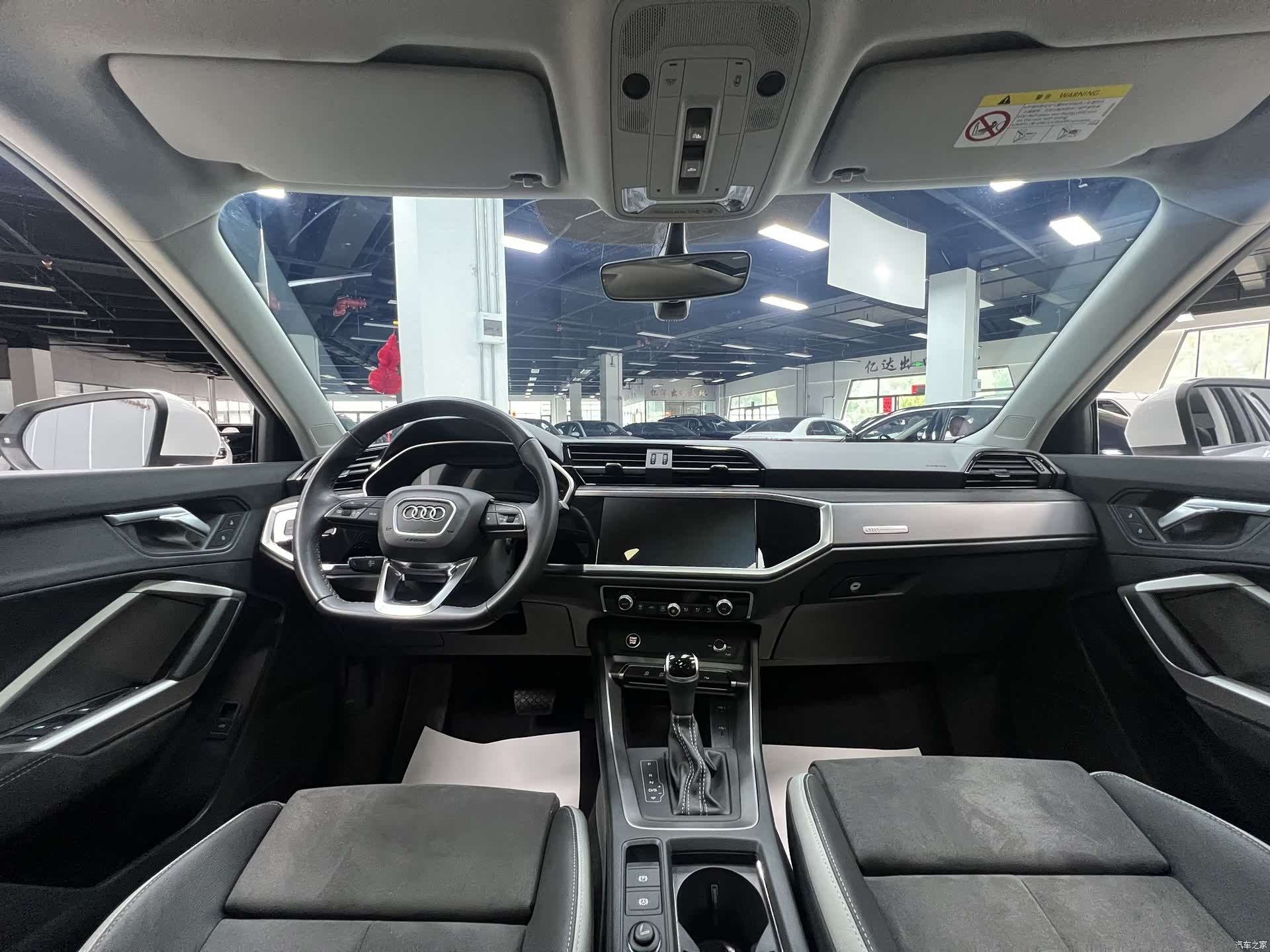 Audi Q3, 2023 9