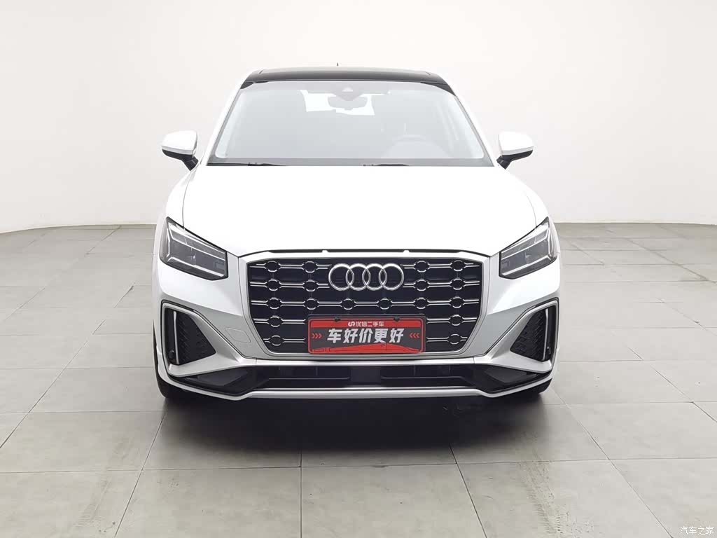 Audi Q2L, 2024 3