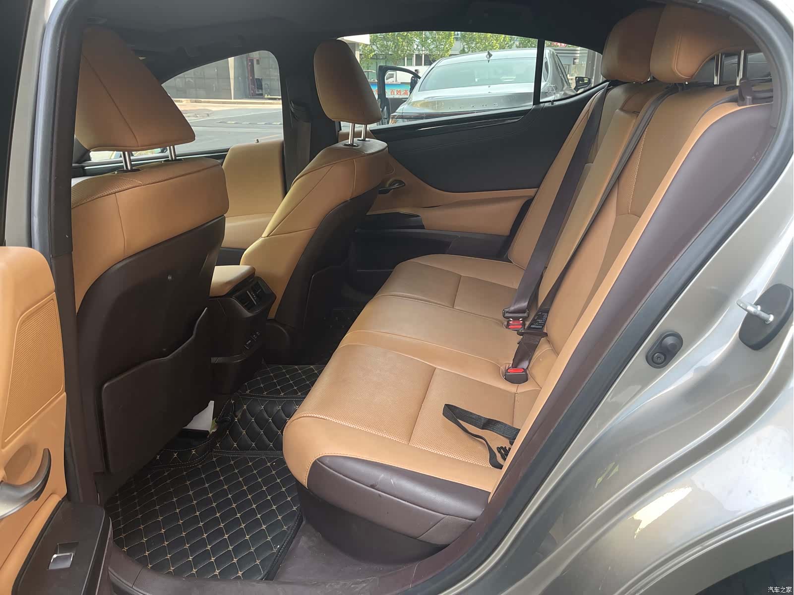 Lexus ES, 2021 19