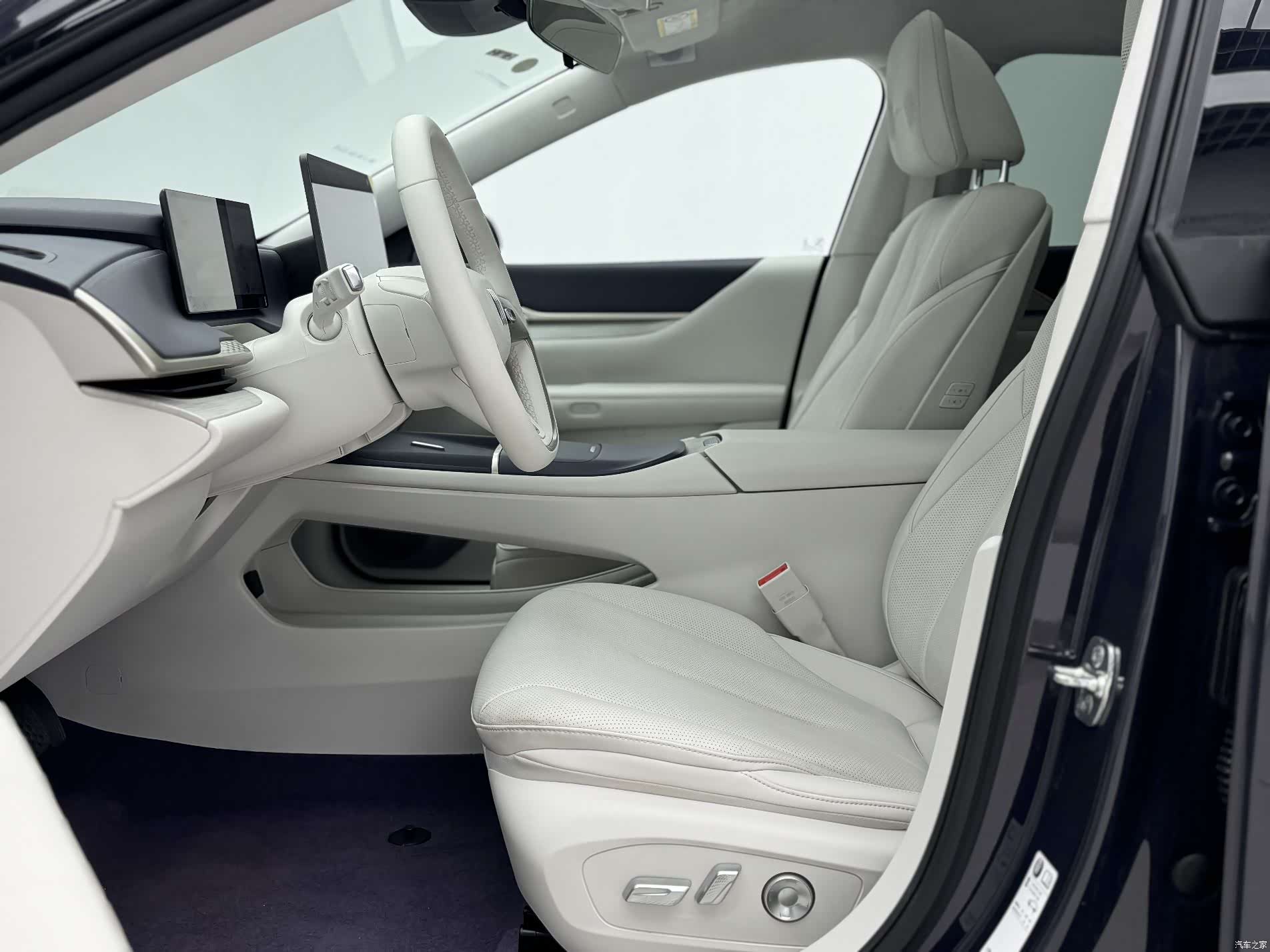 Buick L7, 2025 все фото