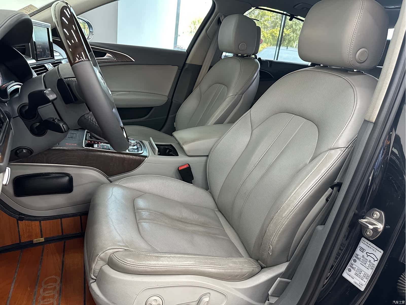 Audi A6L, 2013 18