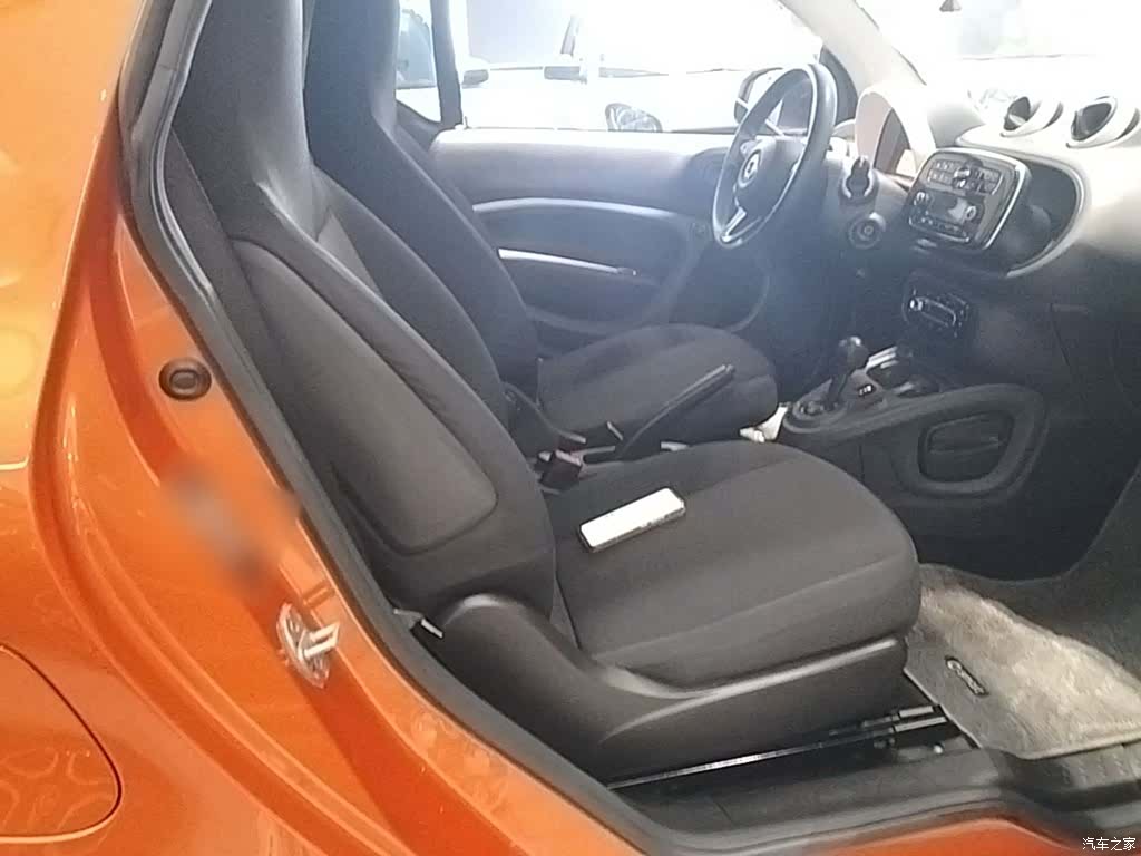 Smart Fortwo, 2018 25