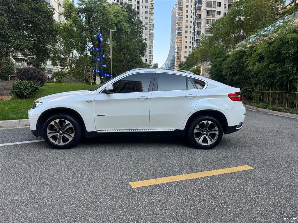 BMW X6, 2011 3