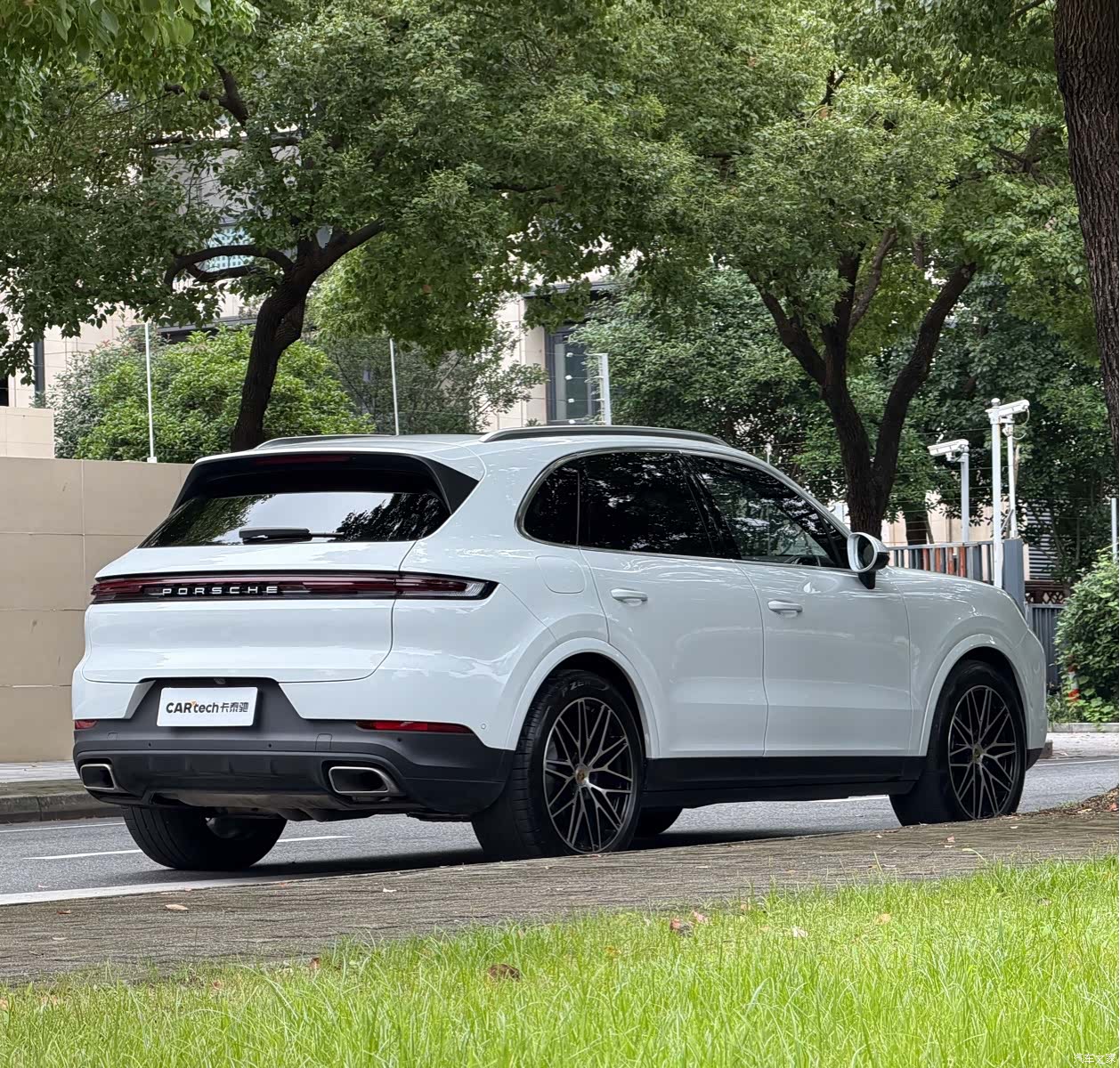 Porsche Cayenne, 2025 все фото