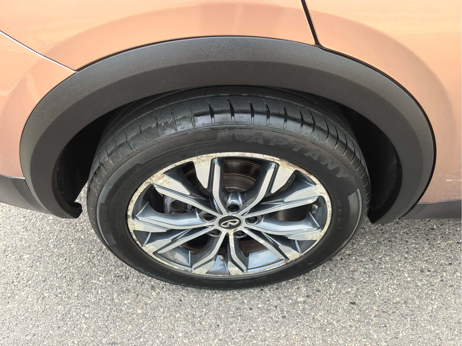 Infiniti QX30, 2018 19
