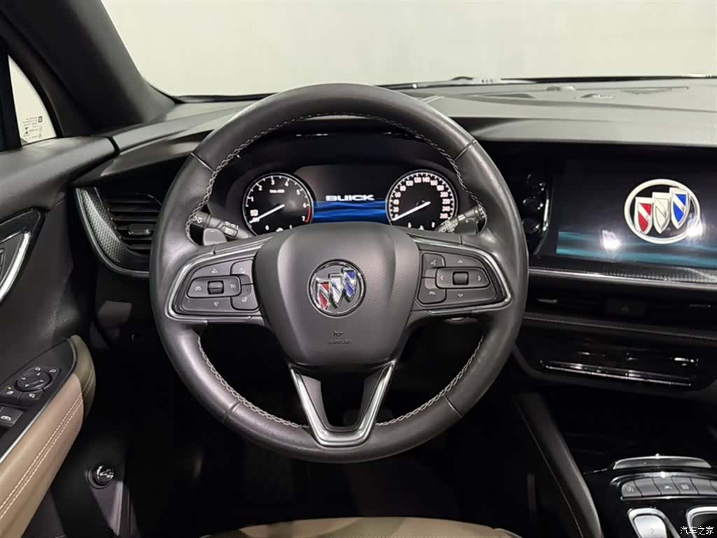 Buick Envision Plus, 2022 все фото